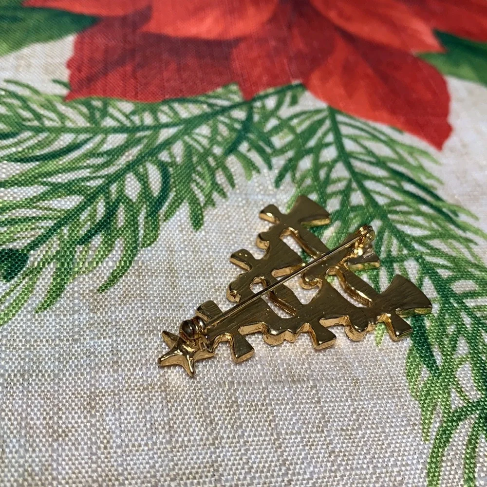 Vtg Angels Christmas Tree Brooch Red Green Enamel Gold Tone Rhinestones